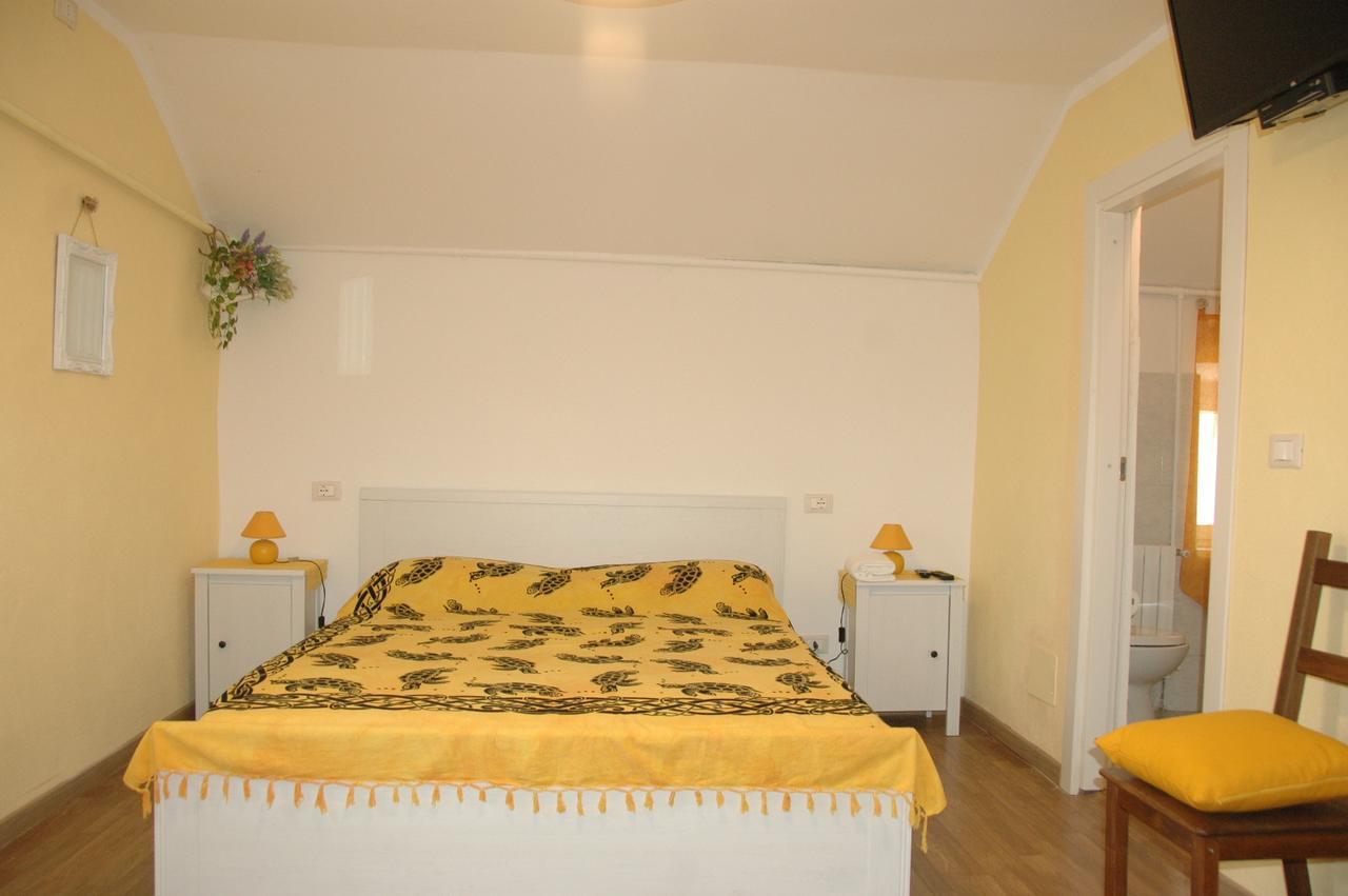 B&B Al Turchino E Area Picnic Mele Εξωτερικό φωτογραφία